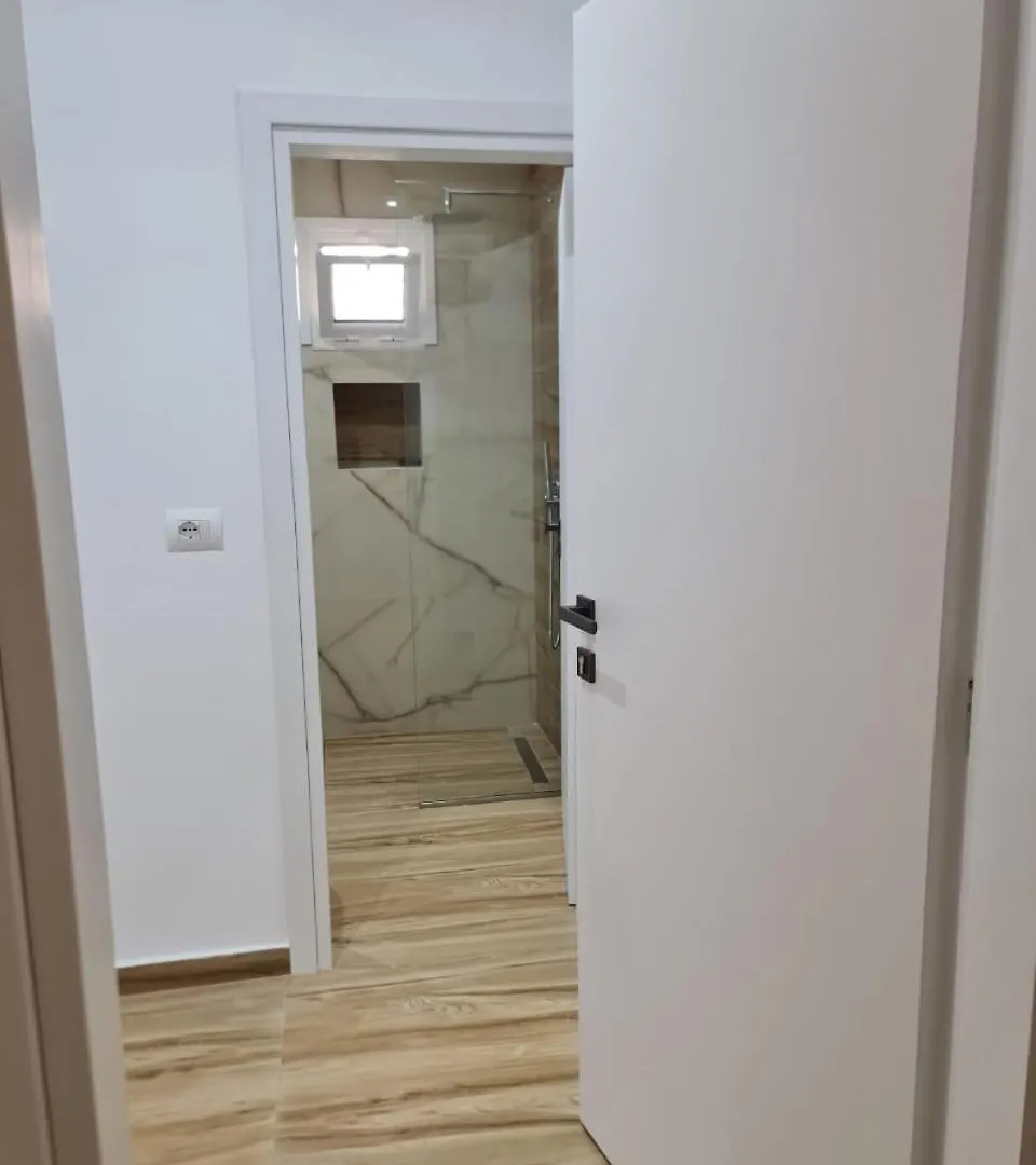 Laska Apartments Sarande 0*,