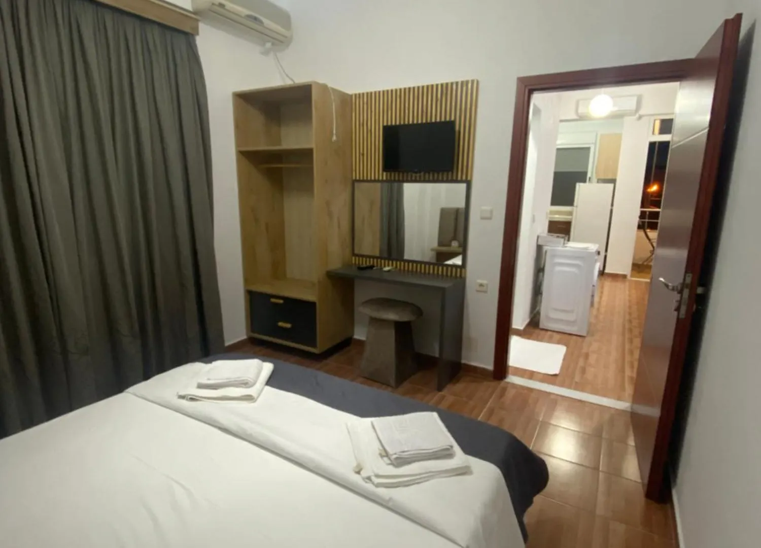 Laska Apartments Sarande