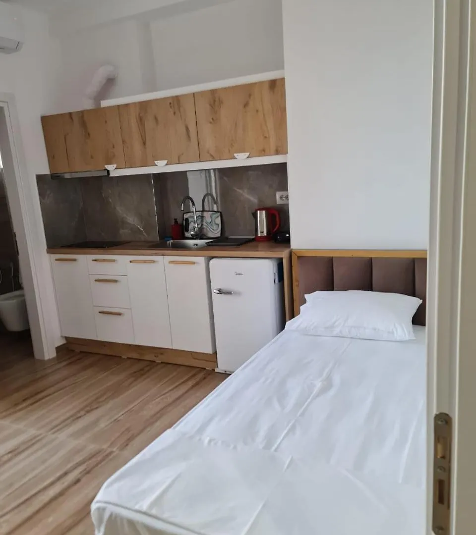 Laska Apartments Sarande