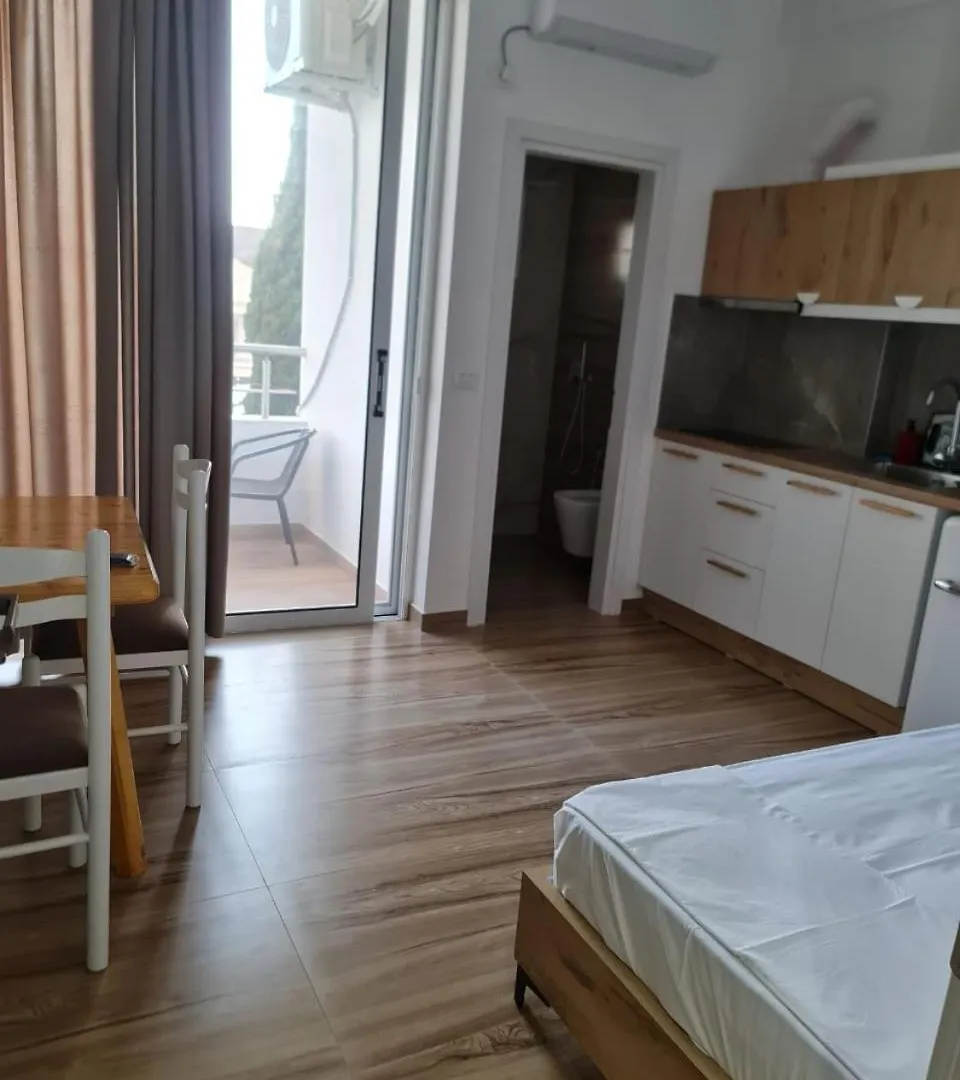 Laska Apartments Sarande Albania