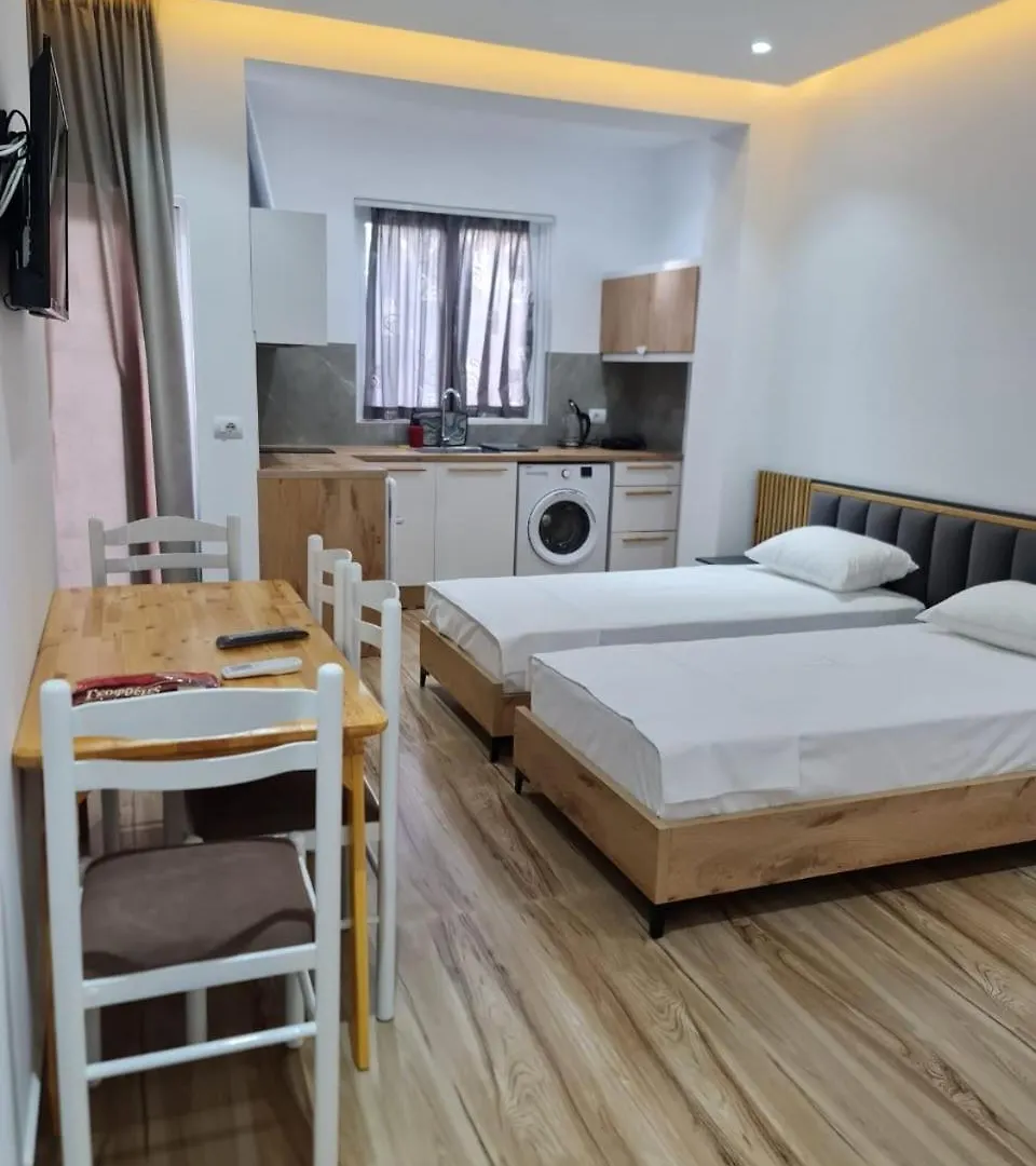 Laska Apartments Sarande