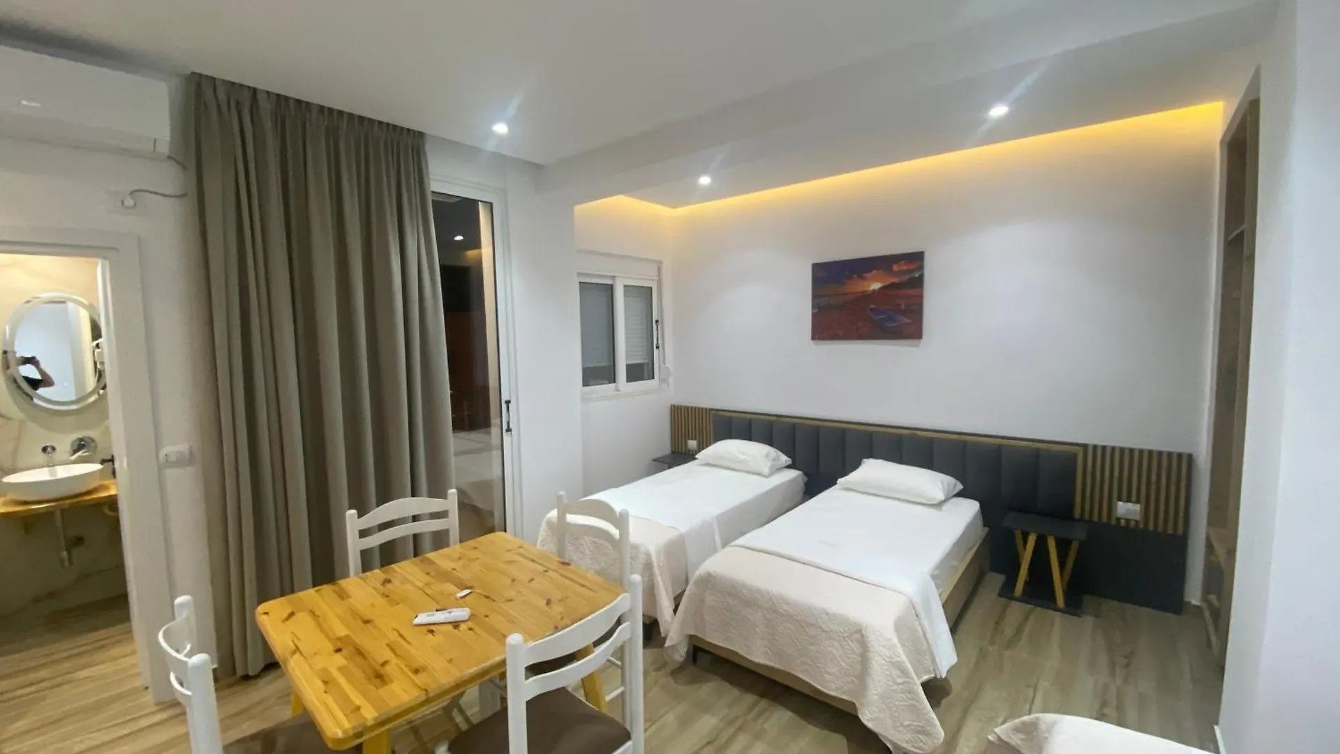 Laska Apartments Sarande Albania